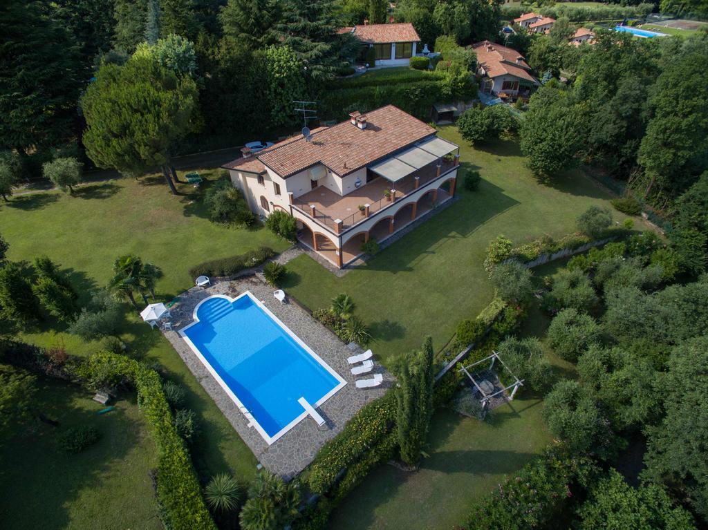 Daller Bianca Soiano Del Lago Esterno foto